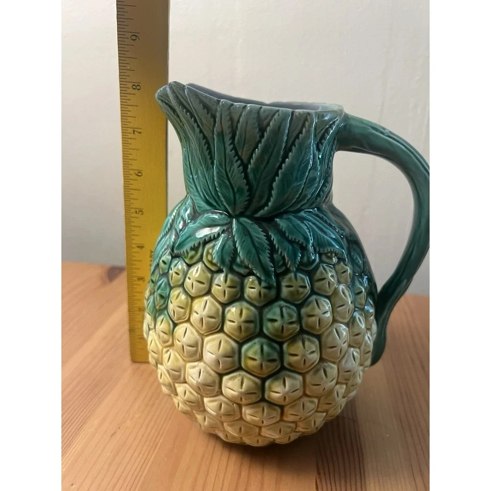 N/A vintage pineapple